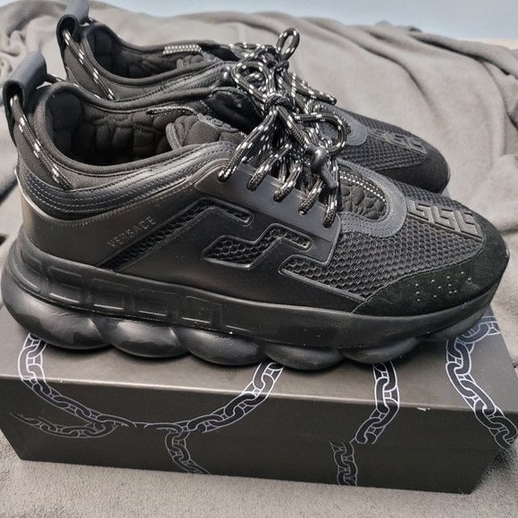 VERSACE CHAIN REACTION SNEAKERS - Picture 8 of 12